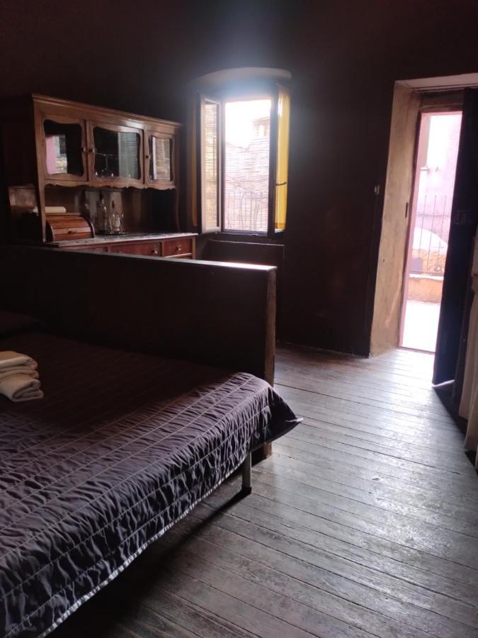 Medieval Village B&B Ne Eksteriør bilde
