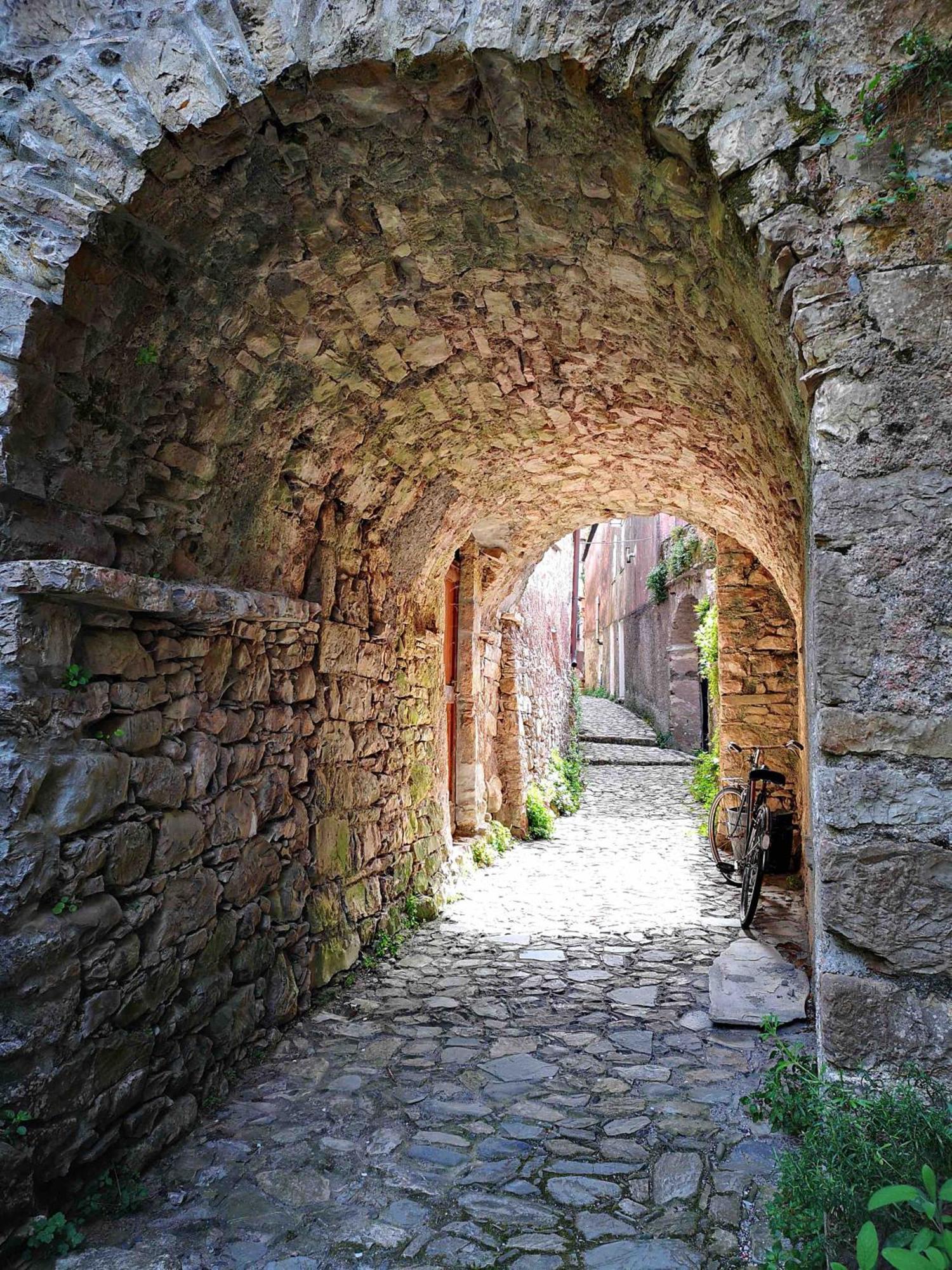 Medieval Village B&B Ne Eksteriør bilde